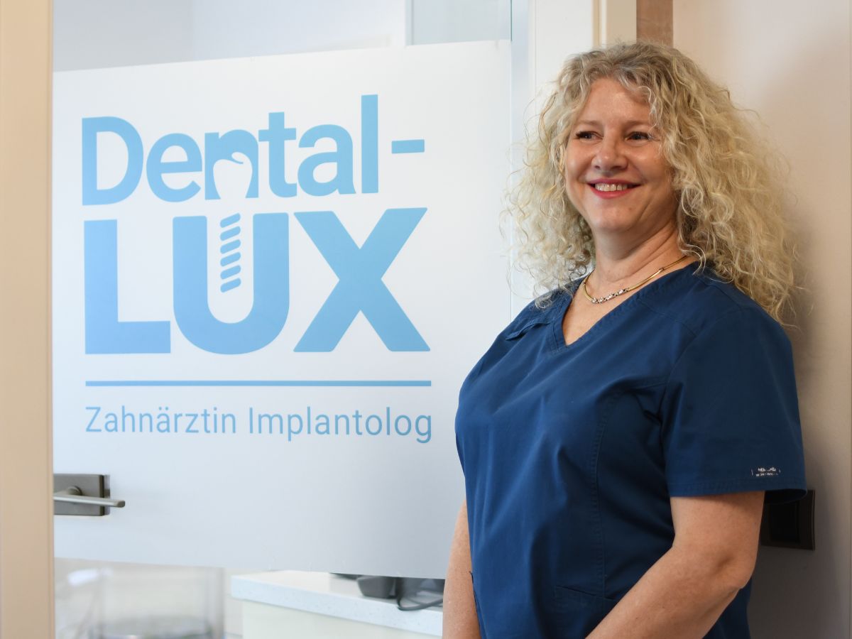 Zahnarzt Dr. Judit Kapolka – Dental-Lux moderne Zahnmedizin Praxis Mosonmagyaróvár